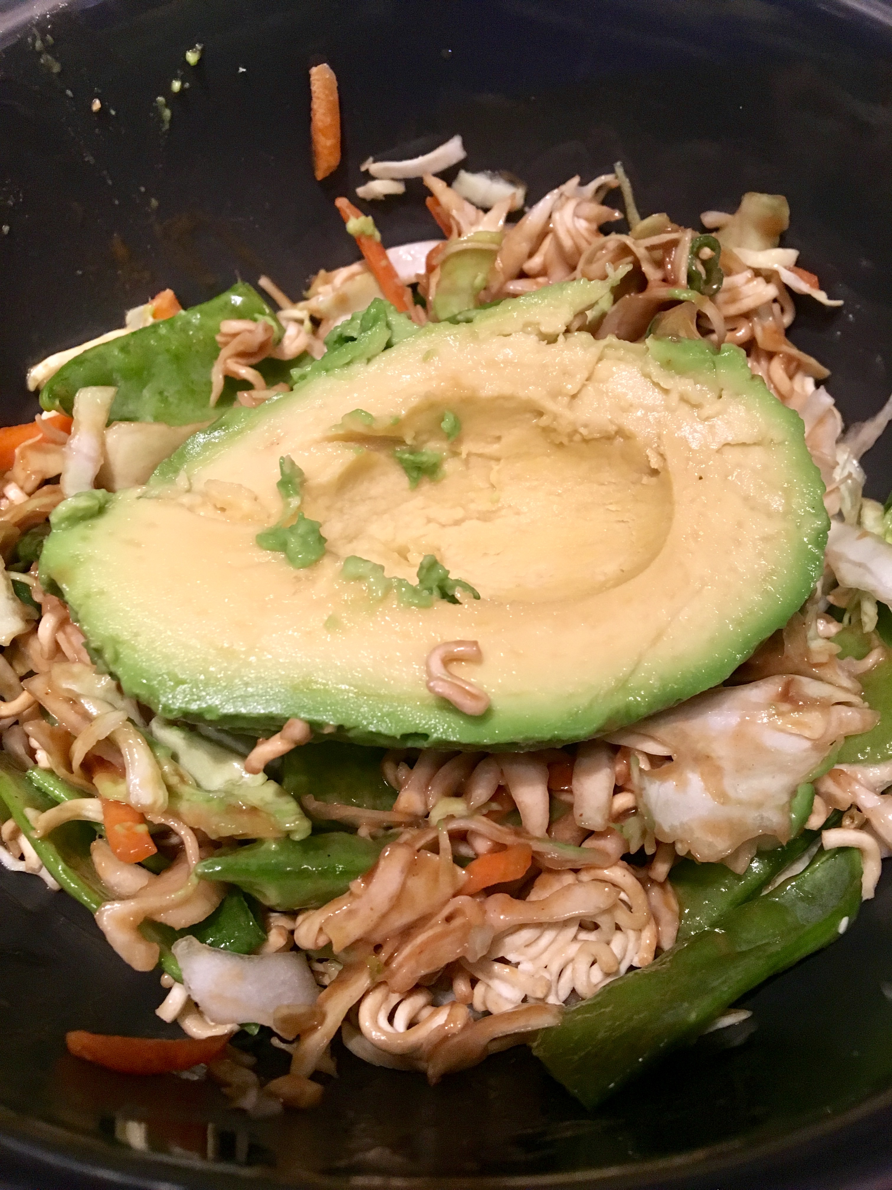 crunchy-asian-salad-with-avocado