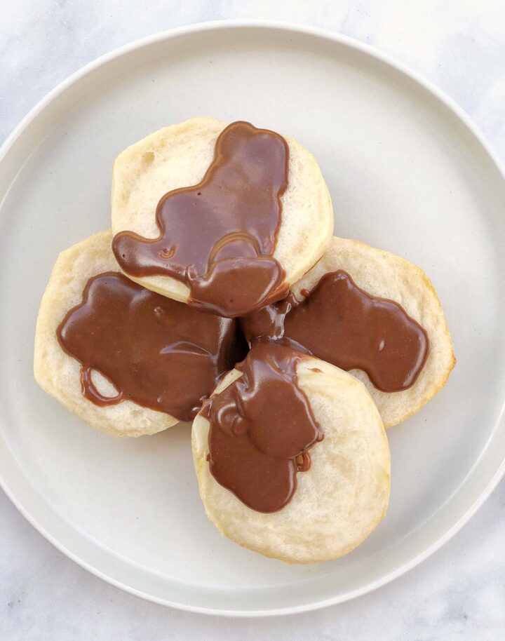 How to Make The Best Vegan Chocolate Gravy From Scratch